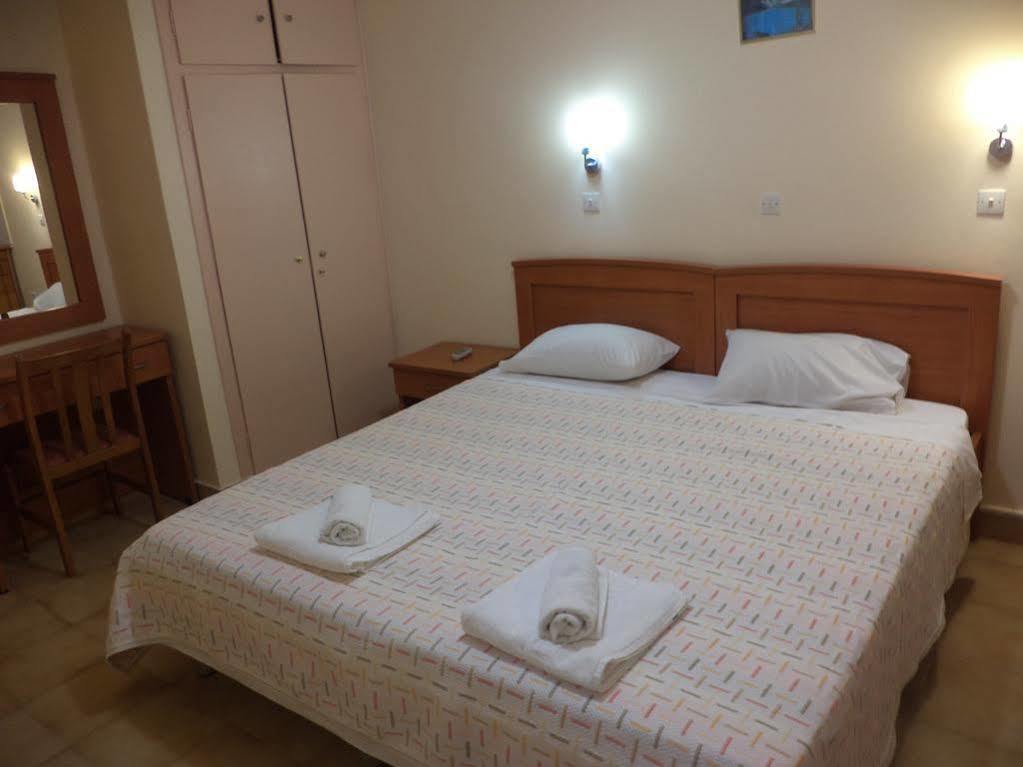 Dionysios Studios Skala  Экстерьер фото