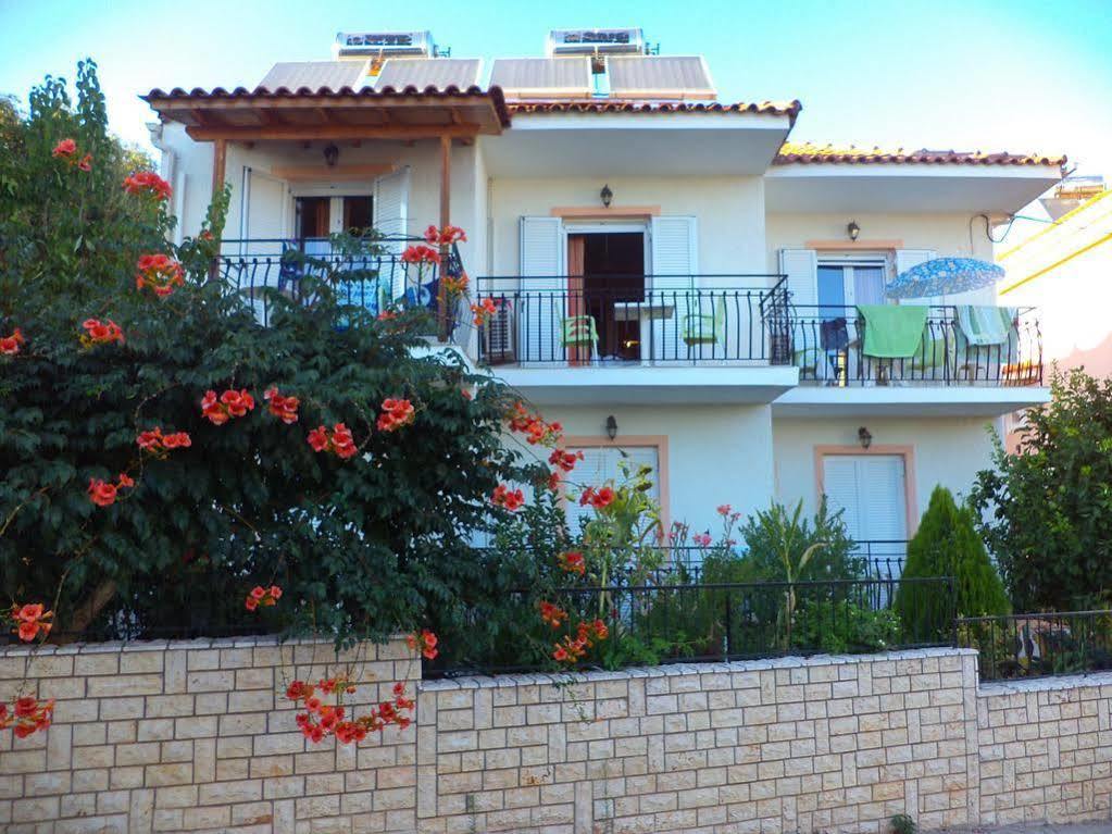 Dionysios Studios Skala  Экстерьер фото